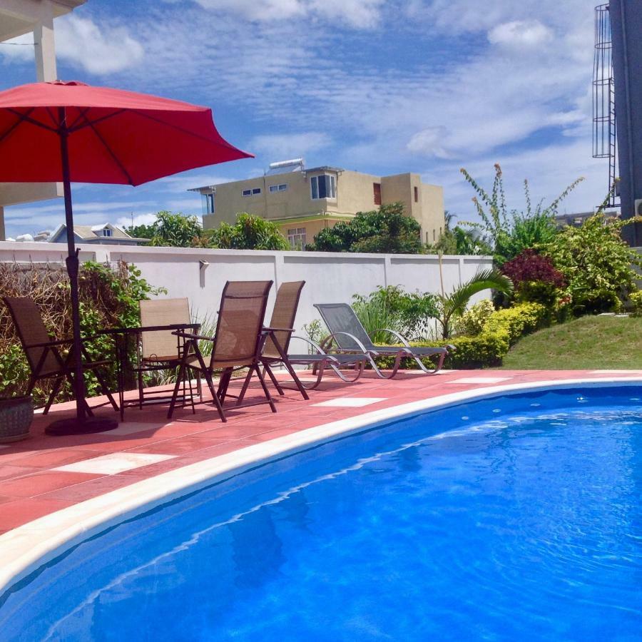Cardamon Villa Is A 2 Bedroom With 1 Bathroom And Seperate Toilet Detached House With Ac And Swimming Pool , 5 Minutes Walk From Flic En Flac Public Beach Luaran gambar